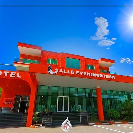Nbt Hotel Reps Kukes Exterior foto